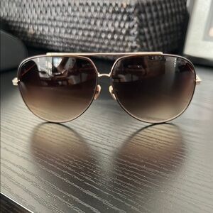 Stylish Gold Aviator Sunglasses
